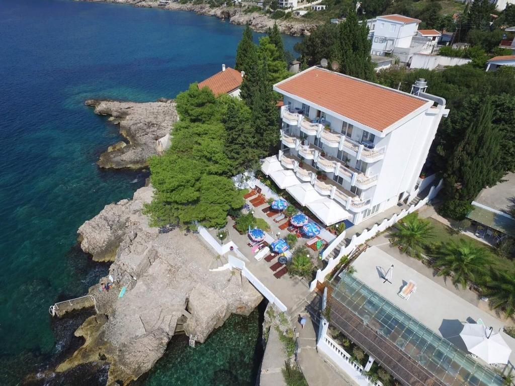 Apartments & Rooms Elite Dobra Voda Exteriör bild